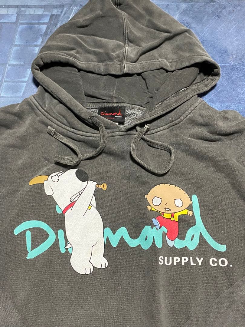 ファミリーガイ× diamond supply.co コラボ パーカー
