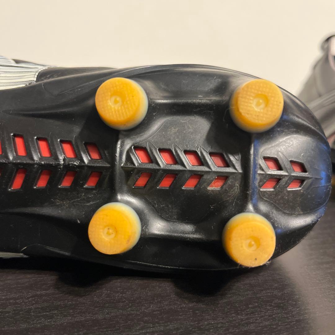 ミズノ モレリア ネオ 4 JAPAN (短期使用品)
