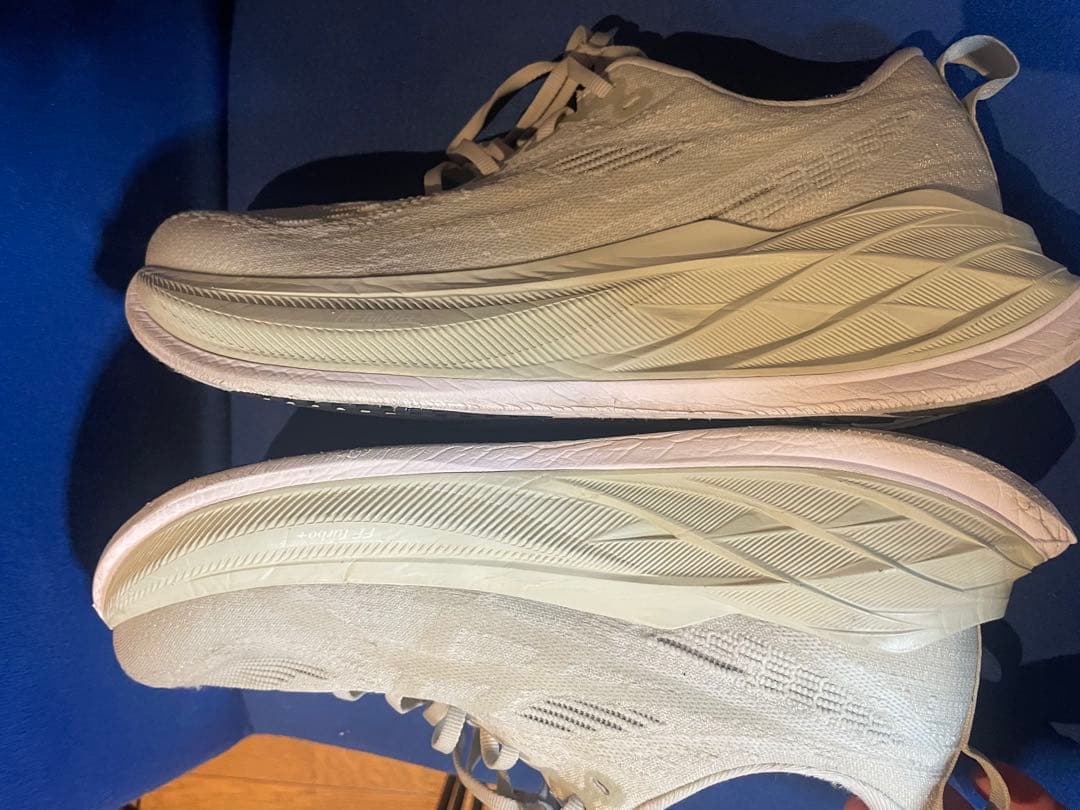 ぶ*り様 ASICSスーパーブラスト2 26.0cm