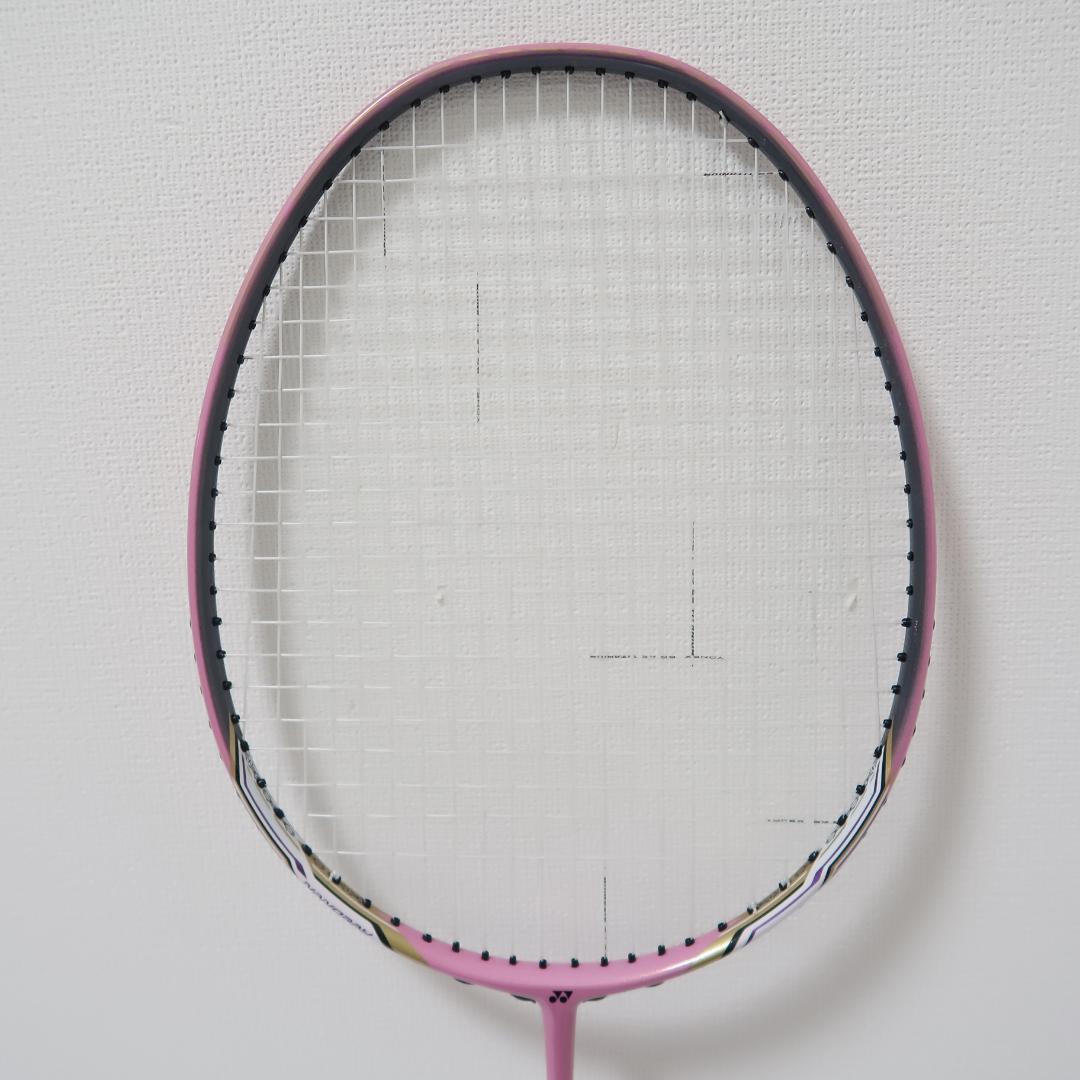 YONEX NANORAY 220 ヨネックス ナノレイ バドミントン 4UG5