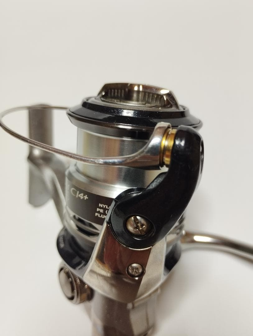 匿名配送 シマノ　12 レアニウムCI4+ 2500S　PEライン付き