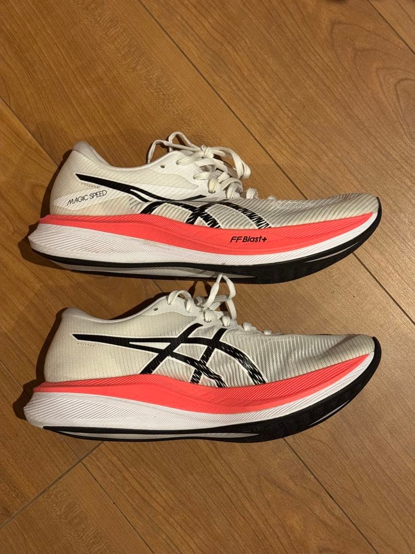 【人気カラー】asics MAGICSPEED3 27.5cm