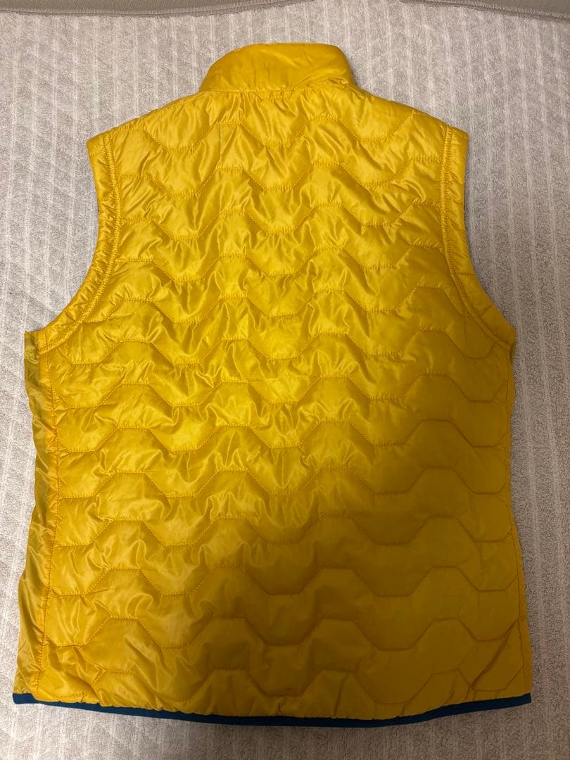PUMA イエローベスト　リバーシブルベスト