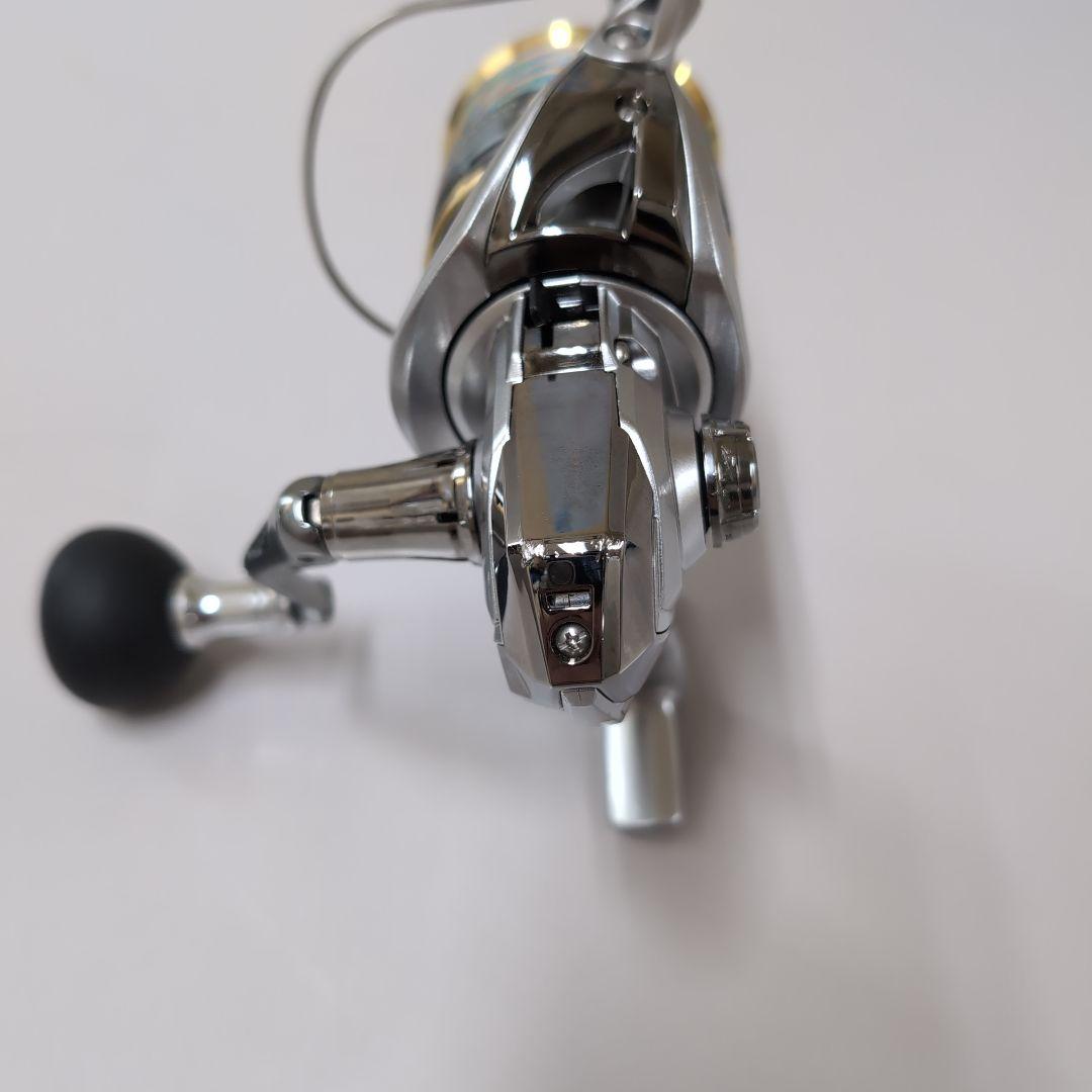 C5000XG スピニングリール