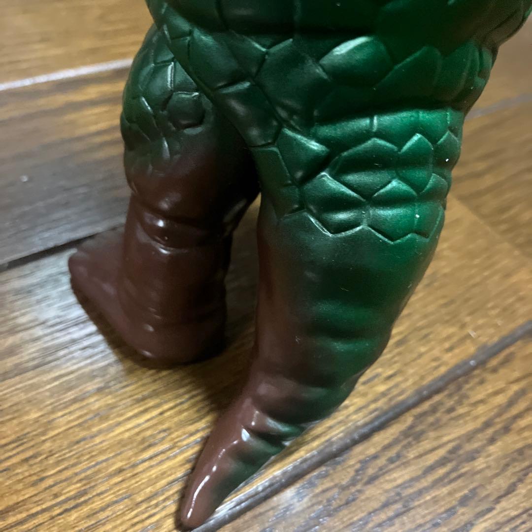 ソフビ アギラ 怪獣郷 やまなや ウルトラセブン ブルマァク マルサン 円谷
