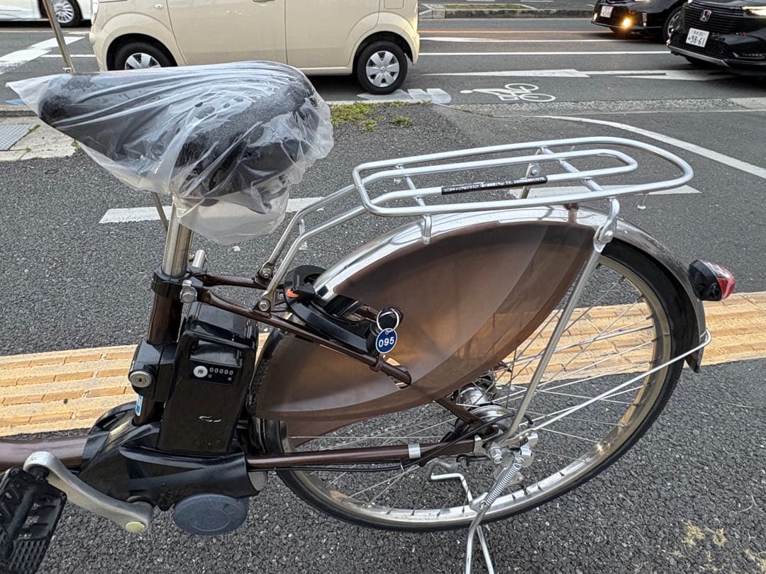 中古Panasonic電動アシスト自転車　16Ah 大阪　095
