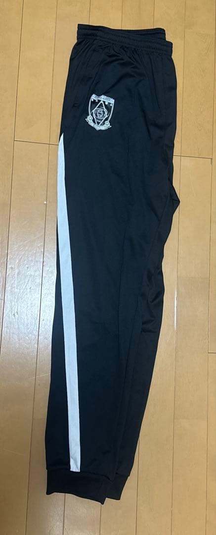 浦和レッズ移動着　長ズボン