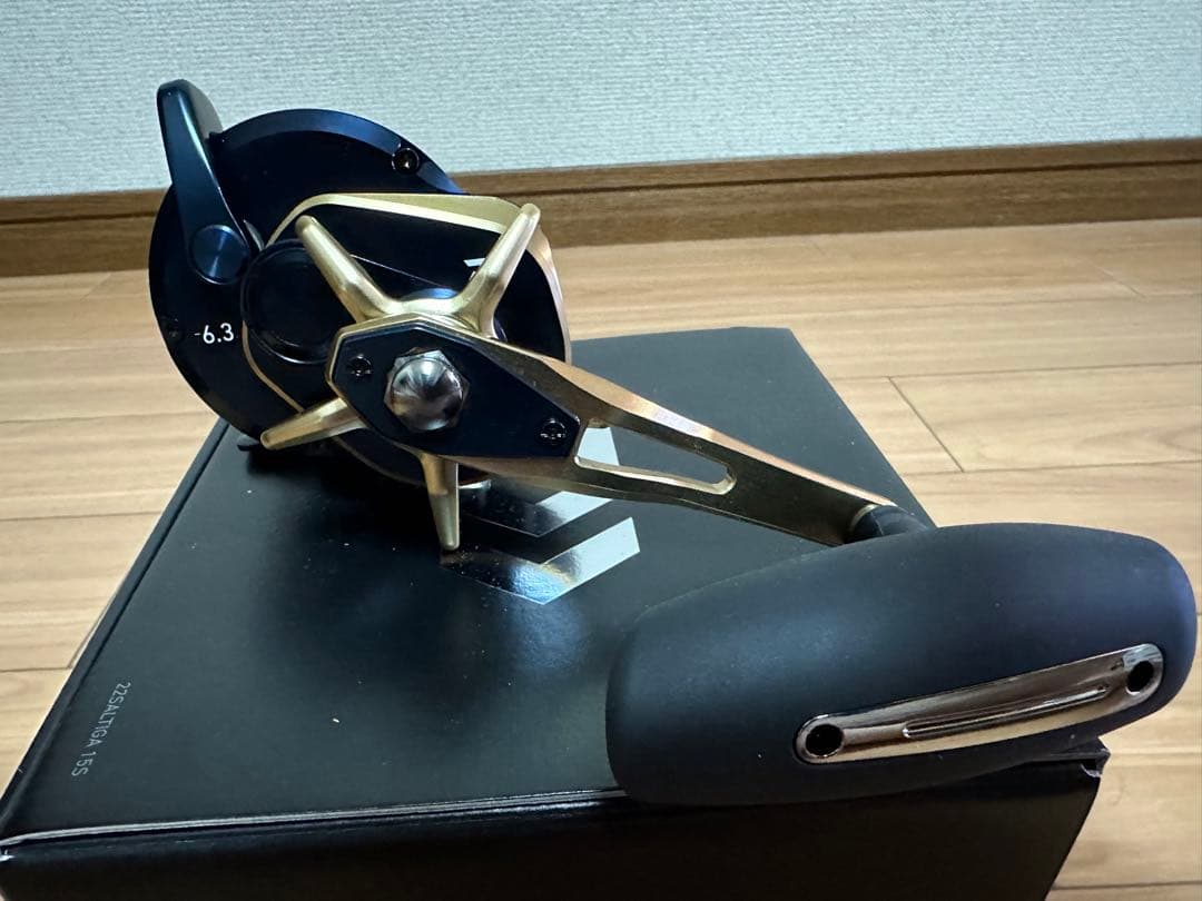 ニス