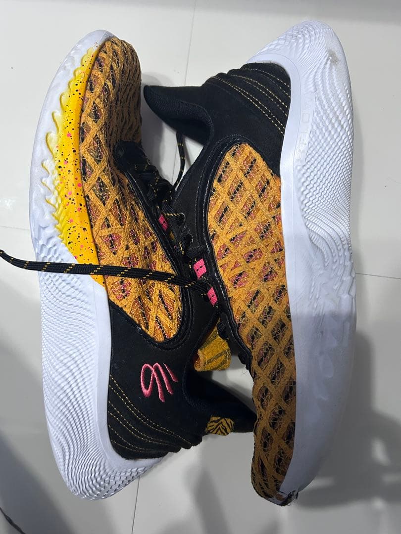 curry9 under urmour セサミストリート カリー