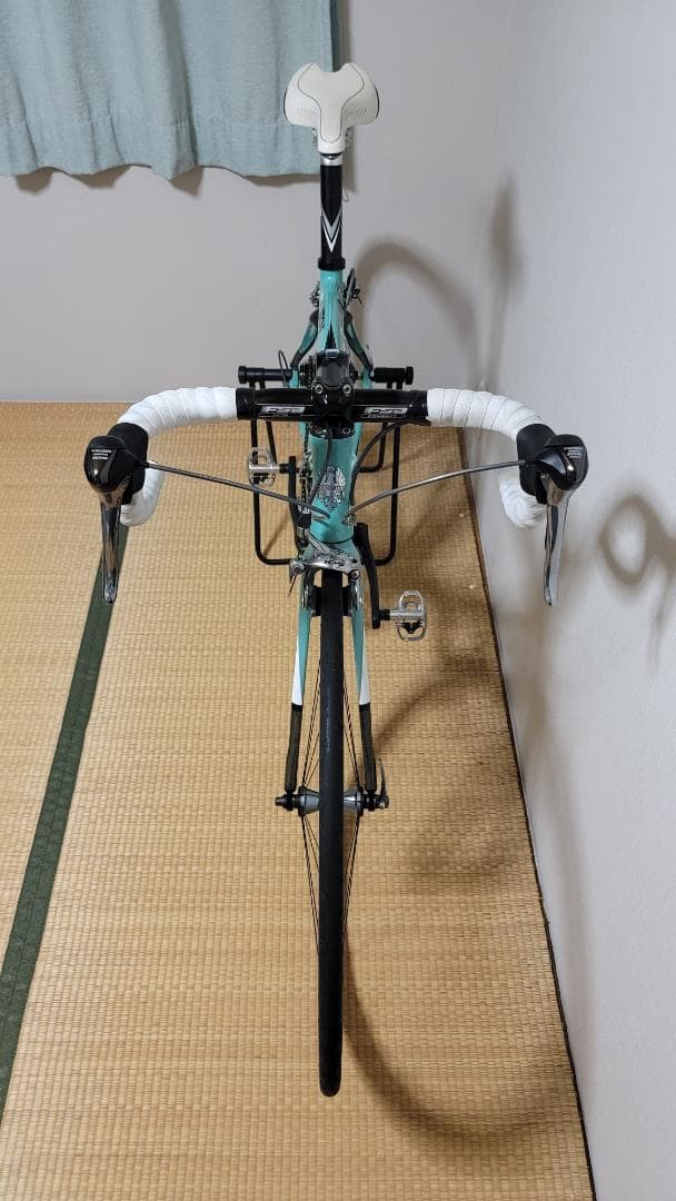 ビアンキVIA NIRONE7 Alu hydro105改 ホイールカーボン