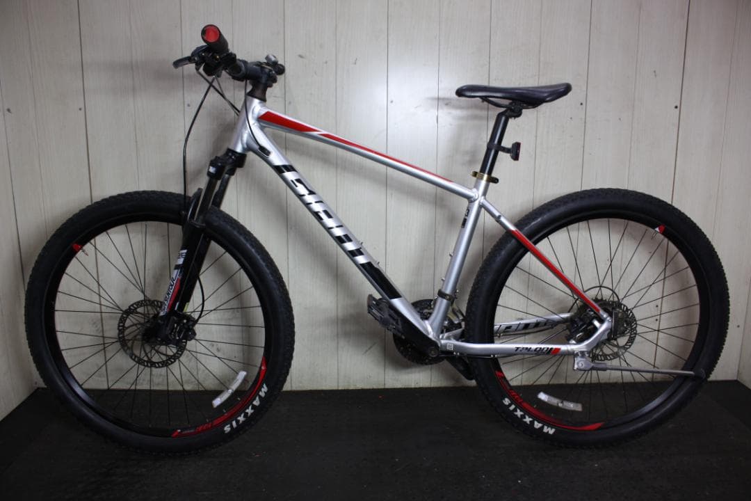 GIANT TALON 27.5インチ 24速 400mm 油圧式MTB