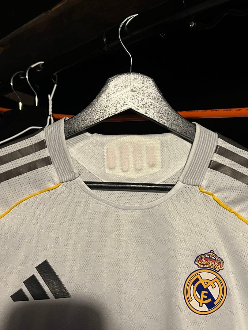 Real Madrid adidas ユニフォームtシャツ \"L\"