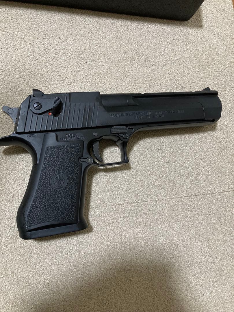 東京マルイ DESERT EAGLE .50AE ガスブローバックガン