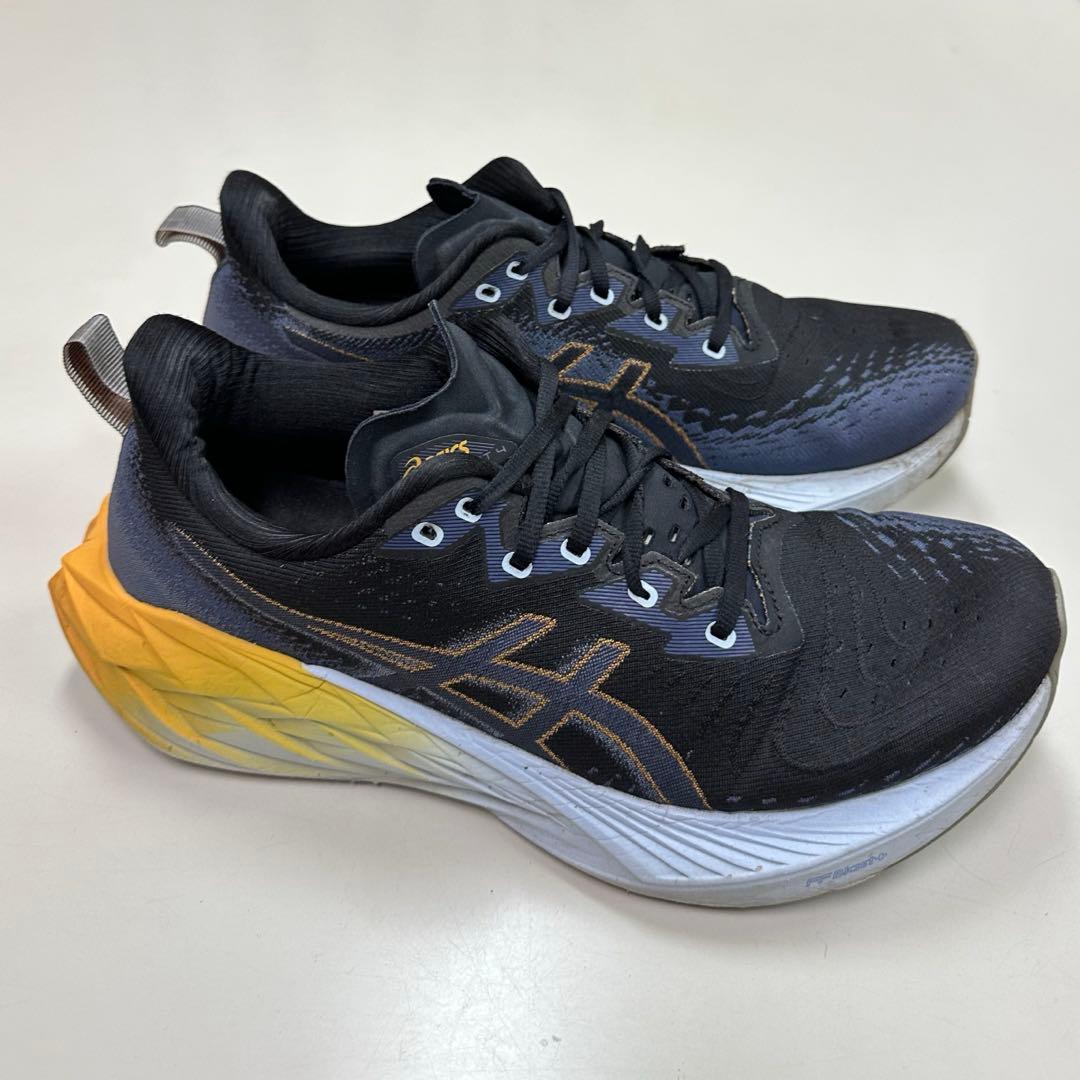 asics NOVA BLAST 4 ランニングシューズ 28.0cm