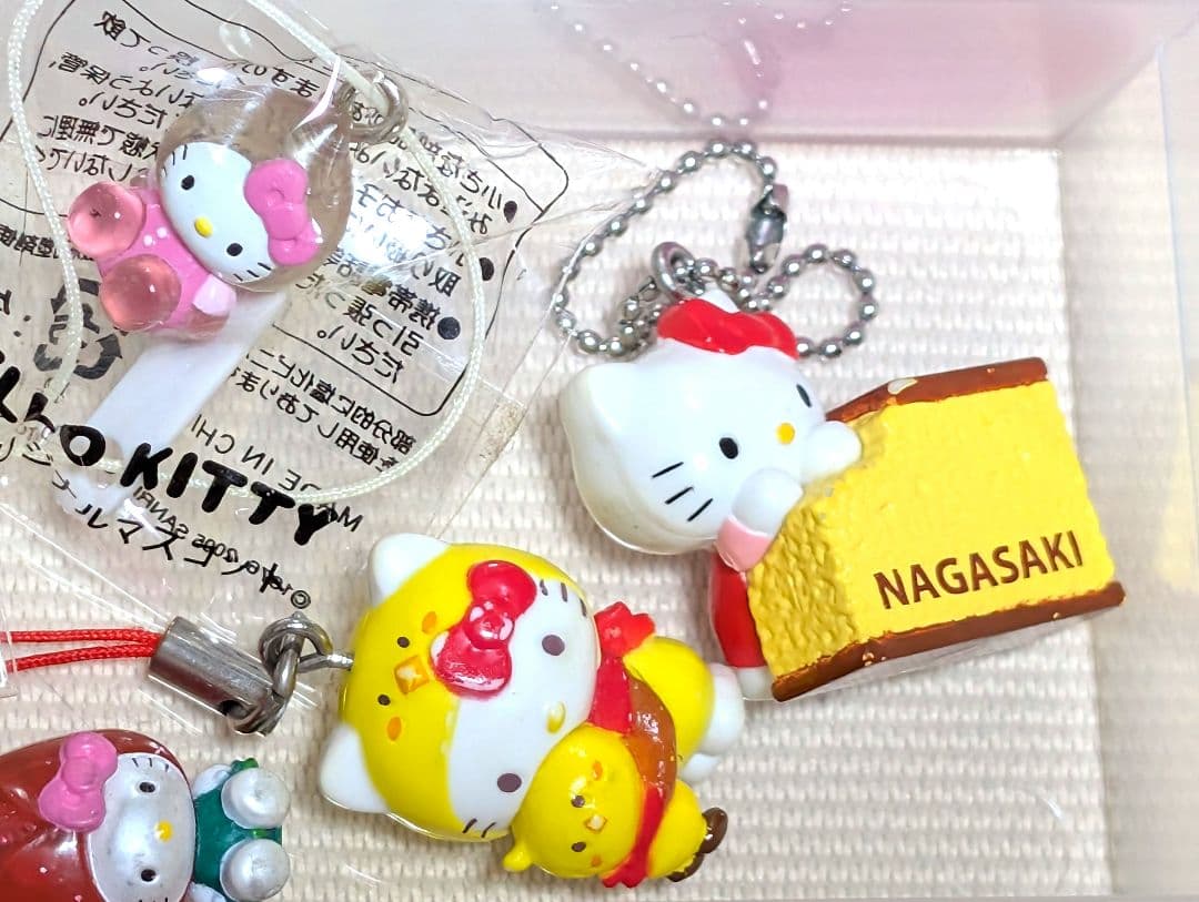 キティちゃんまとめ売り　いちご　カステラ　しずく　ウサギ　ハイビスカス　色々