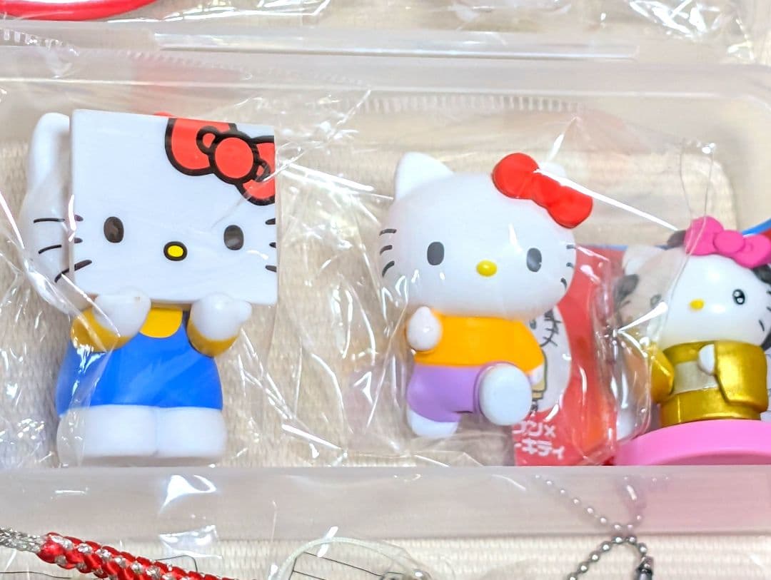 キティちゃんまとめ売り　いちご　カステラ　しずく　ウサギ　ハイビスカス　色々