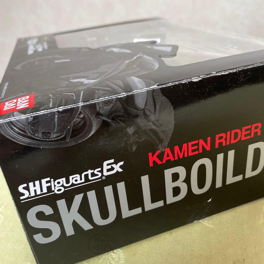 S.H.Figuarts フィギュアーツ ハードボイルダー・スカルボイルダー