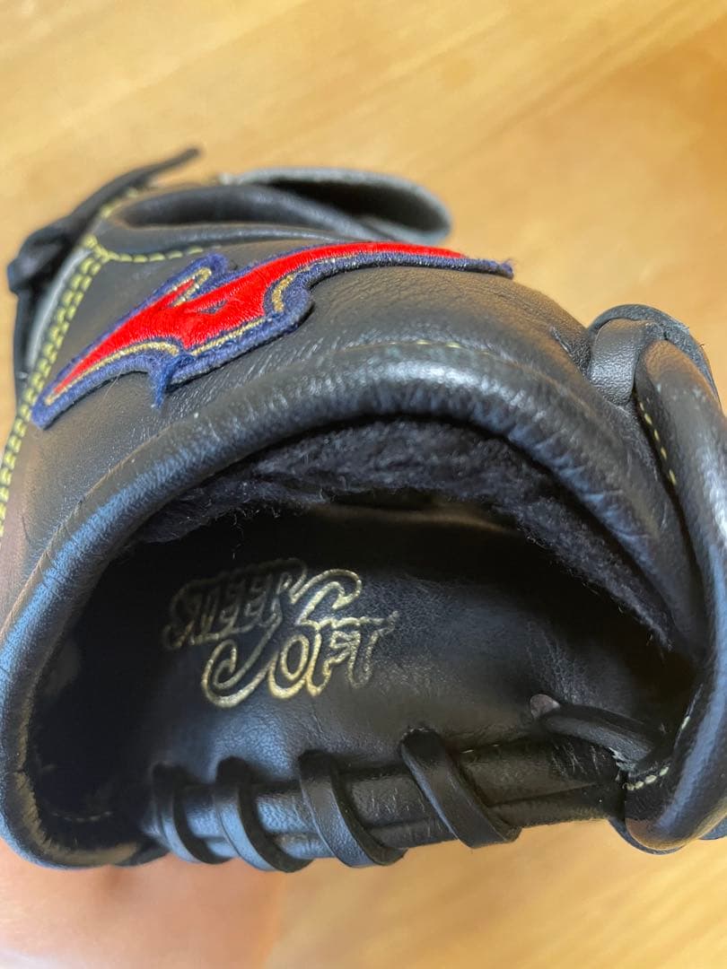 Mizuno SteerSoft 軟式グラブ サウスポー　ブラック