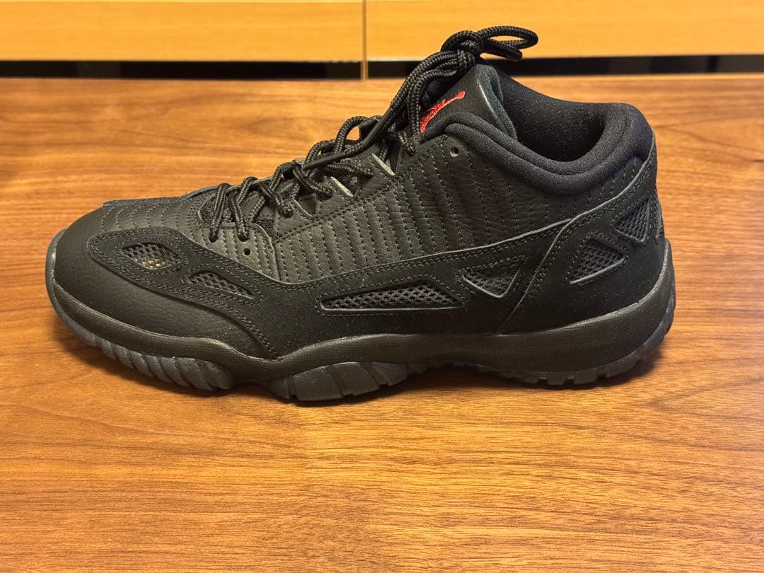 AIR Jordan 11 low エア ジョーダン 11ロー 10.5