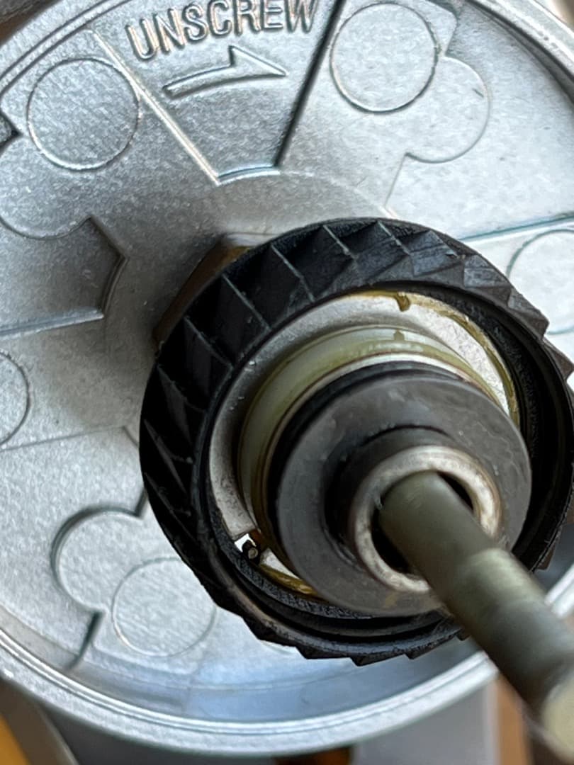 リール SHIMANO BIOMASTER C3000HG