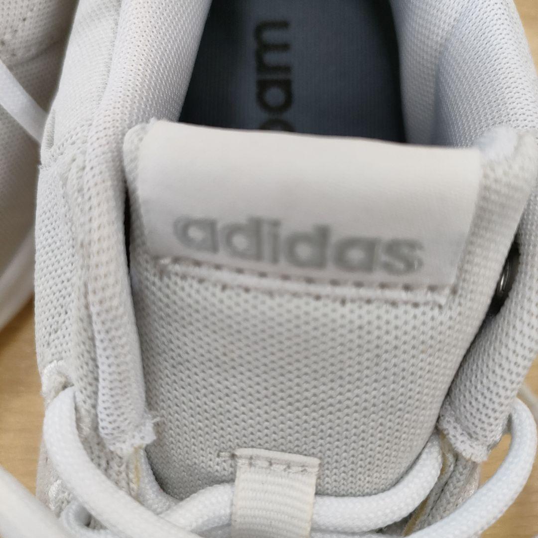 アディダス　ランニングシューズ　24センチ　白✕シルバー　adidas