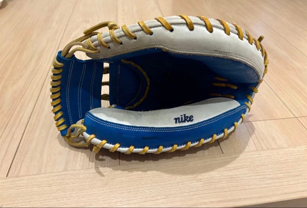 NIKE キャッチャーミット 限定商品