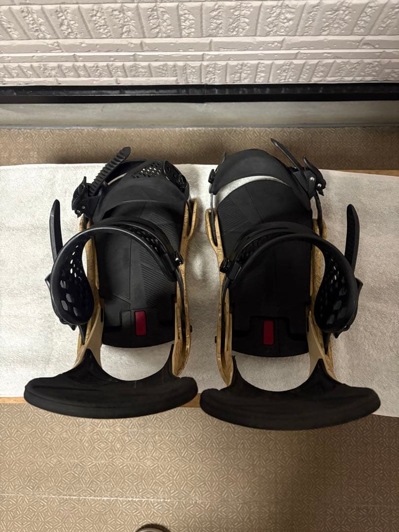 美品　burton malavita Ｍ　マラビータ送料込み