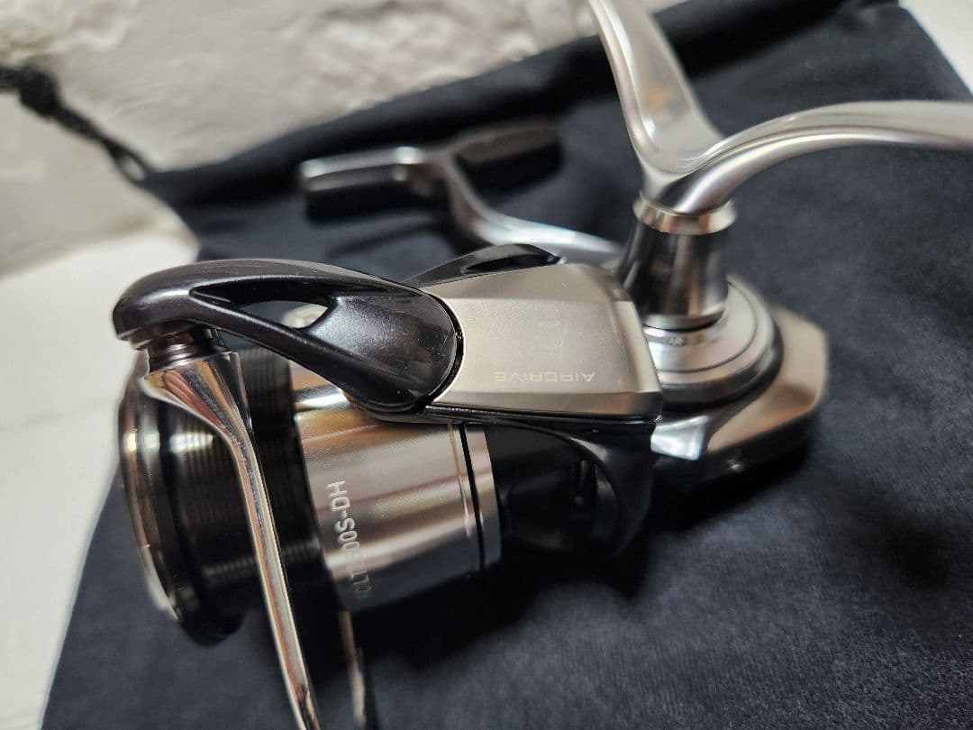 CERTATE FC LT2500S-DH スピニングリール　24セルテート
