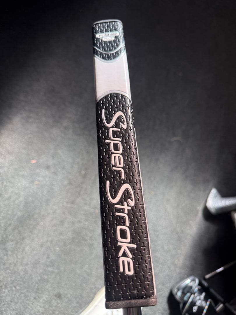 ODYSSEY #7 パター MICROHINGE35.5インチ