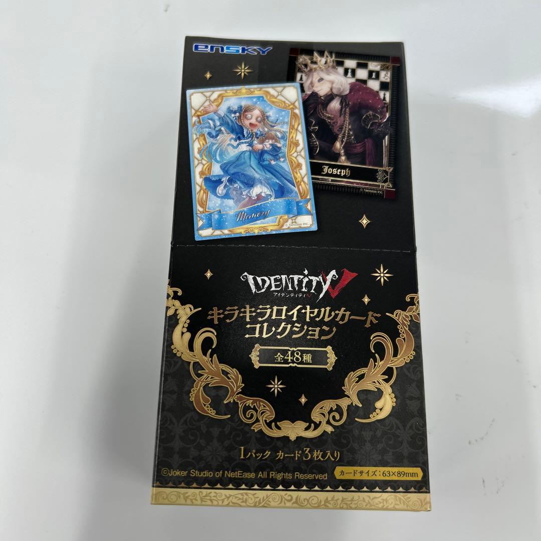 【新品未開封】Identity V 第五人格 ラメキラカンバッジ・ロイヤルカード