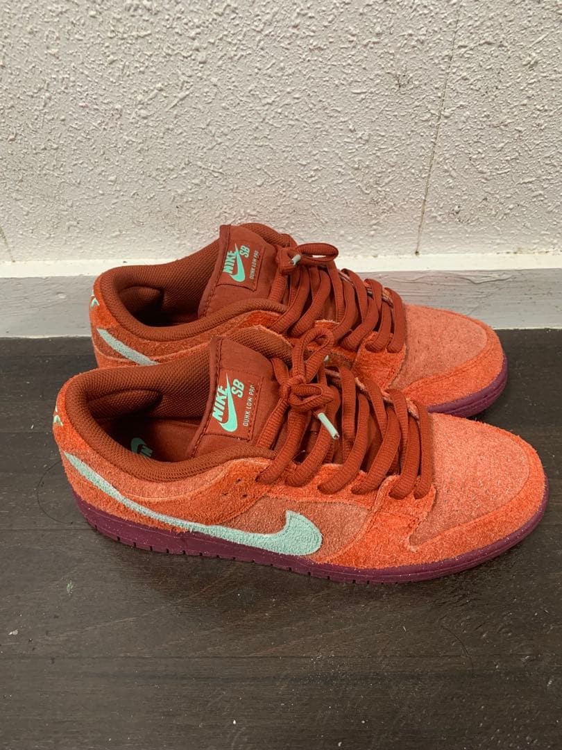 スケートボード Nike Dunk Low Pro SB Mystic red 27cm