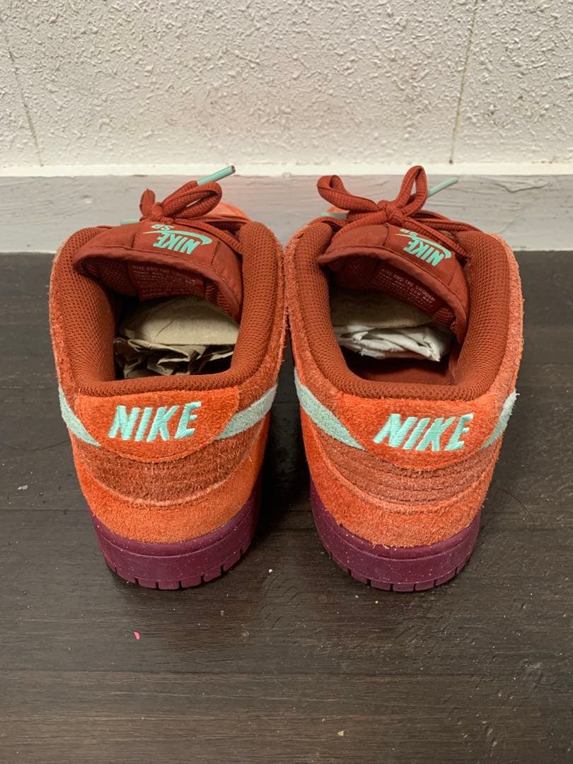 スケートボード Nike Dunk Low Pro SB Mystic red 27cm