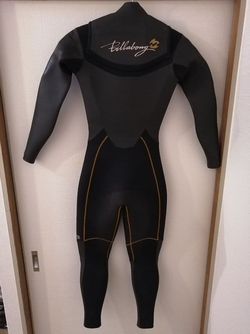 billabong ウェットスーツ セミドライ レディース
-5mm レディース