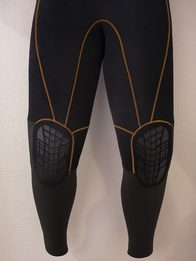 billabong ウェットスーツ セミドライ レディース
-5mm レディース