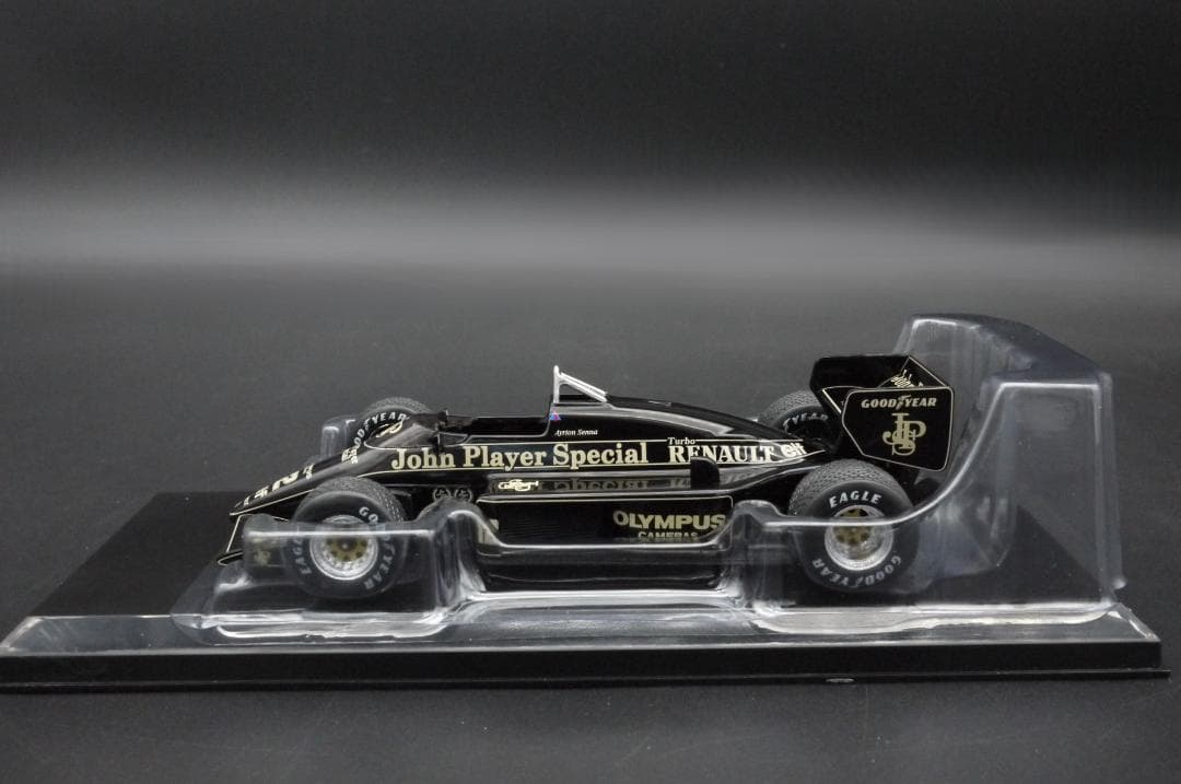 1/24 ロータス 97T JPS仕様 アイルトン セナ