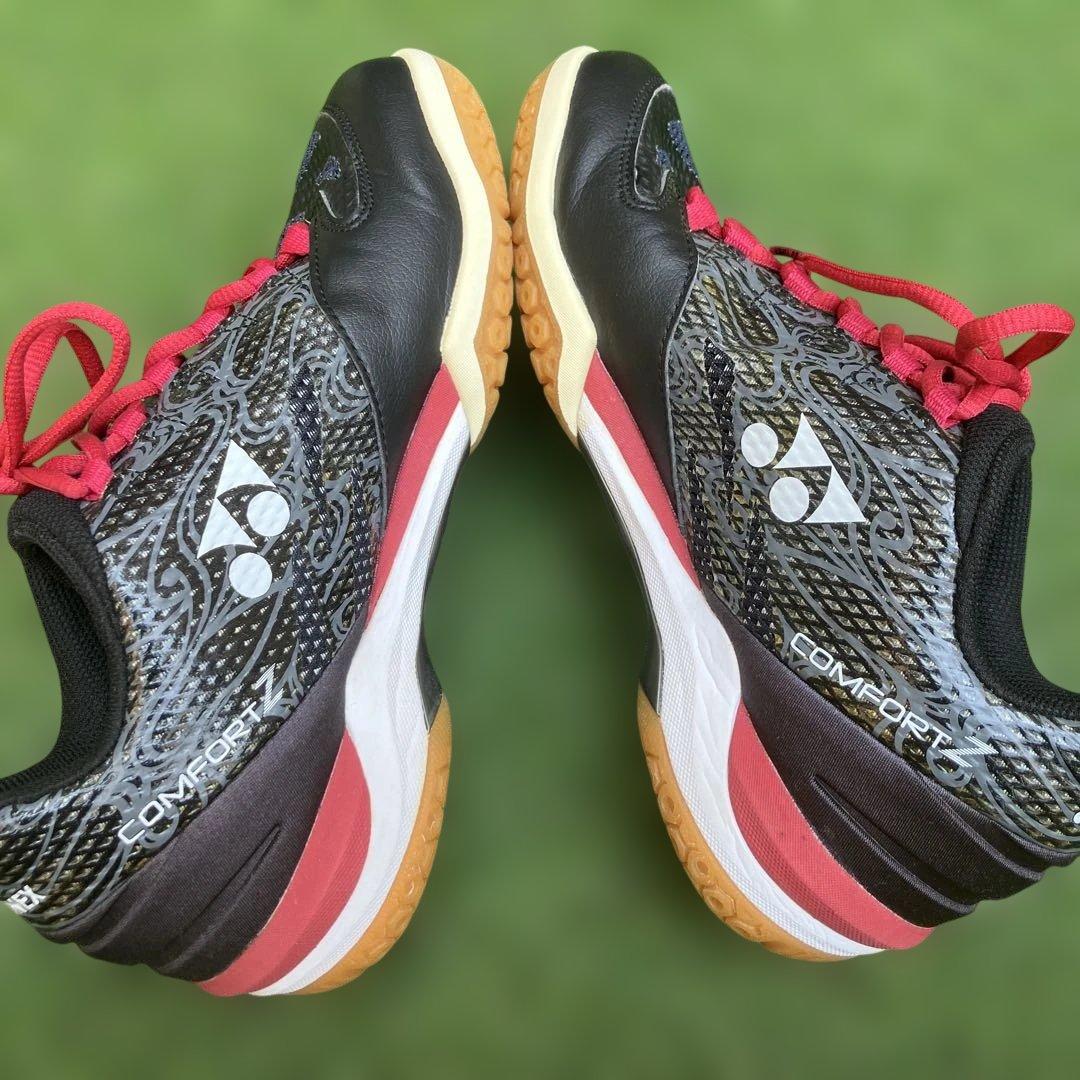YONEX ヨネックス comfortZ コンフォート　バドミント　24.5cm