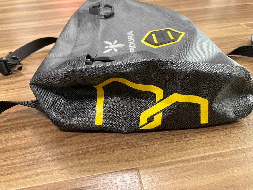 ク*プ様 APIDURA 防水ハンドルバーバッグ　セット