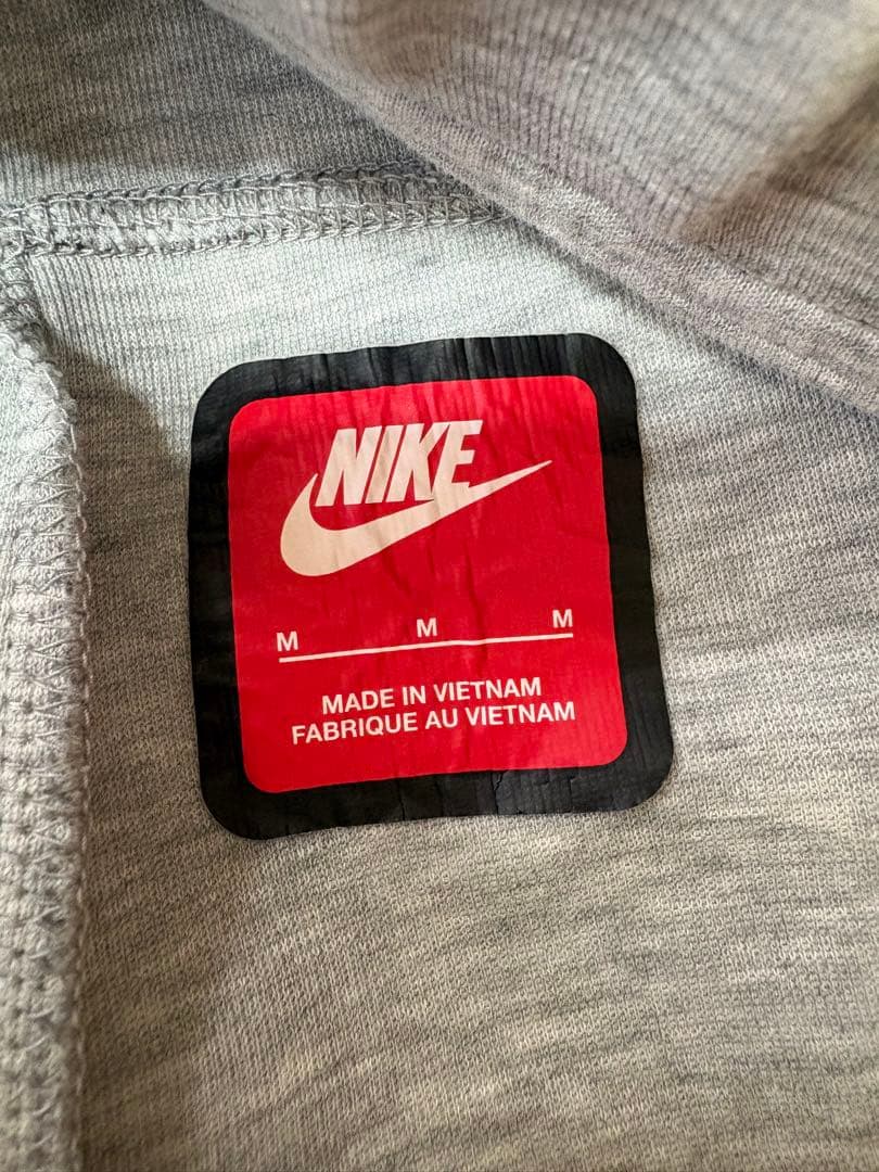 NIKEテックフリース　上下L、M