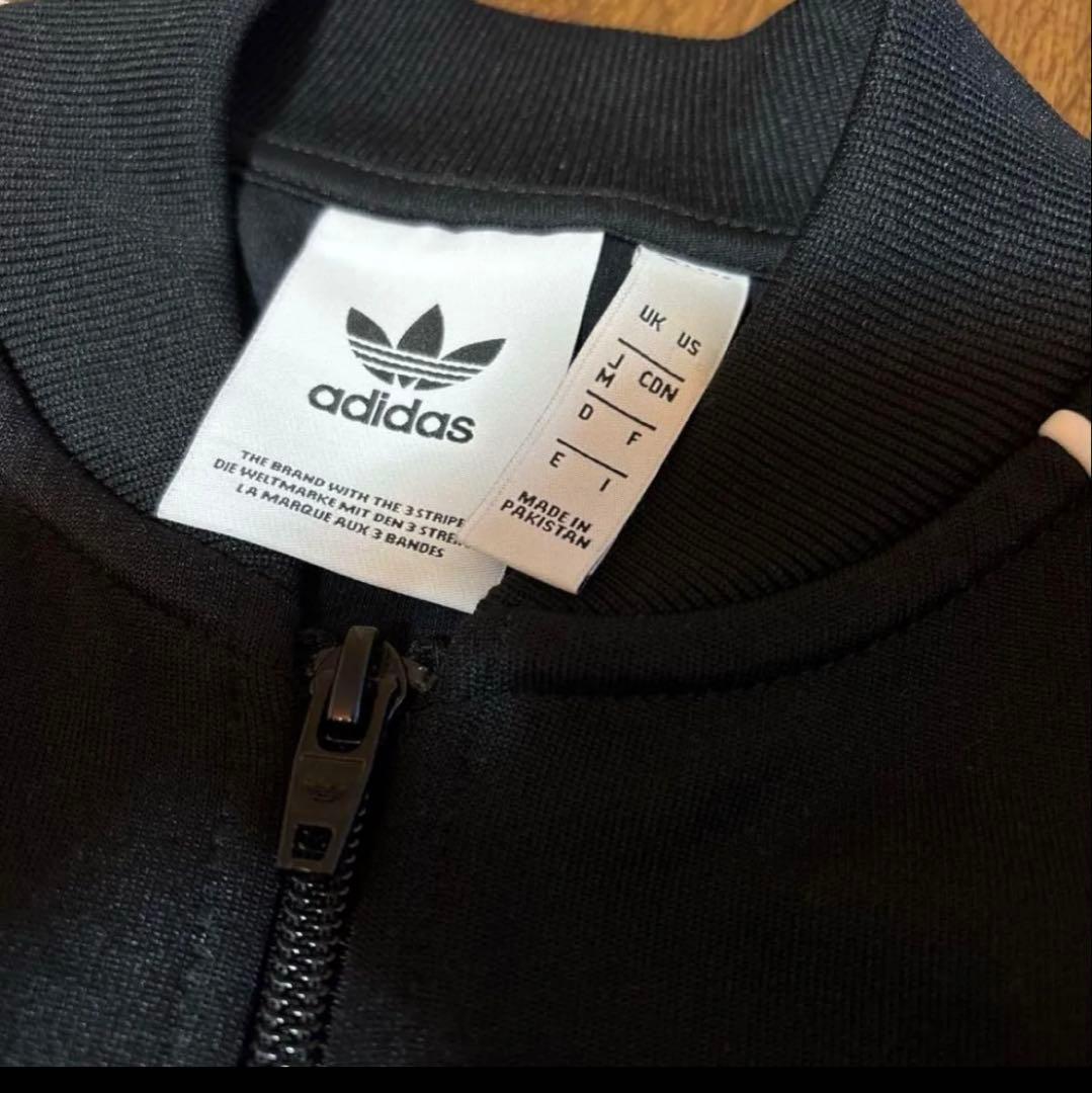 adidas ブラック ジャージ Mサイズ トラックジャケット　SST