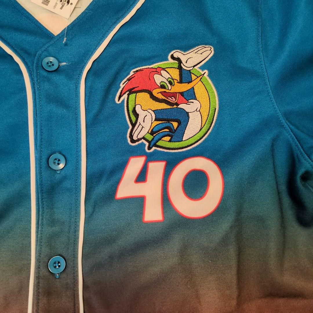 SixTONES着用Tシャツ1枚パーカーユニバーサルスタジオシンガポールジェシー