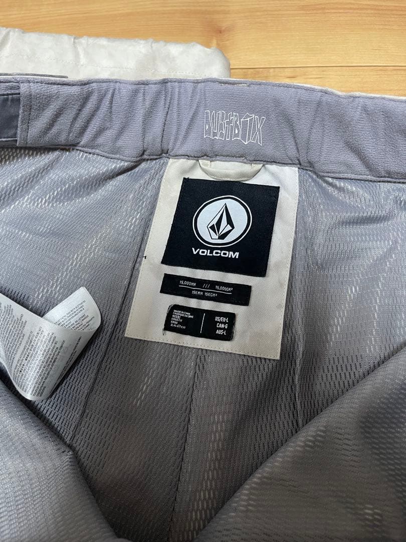 volcom dustbox サイズL