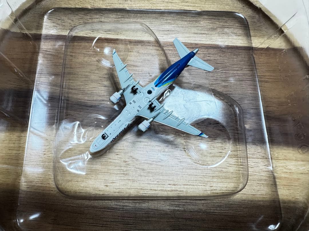アラスカ航空　エンブラエルE175 1/400