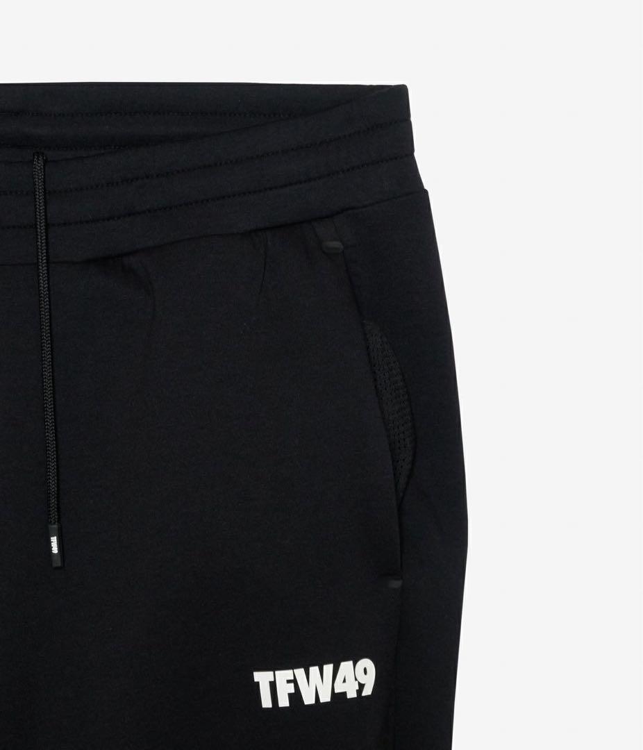 新品タグ付き⭐️2025FW⭐️セットアップ　パンツ⭐️ ネイビー　M 完売品