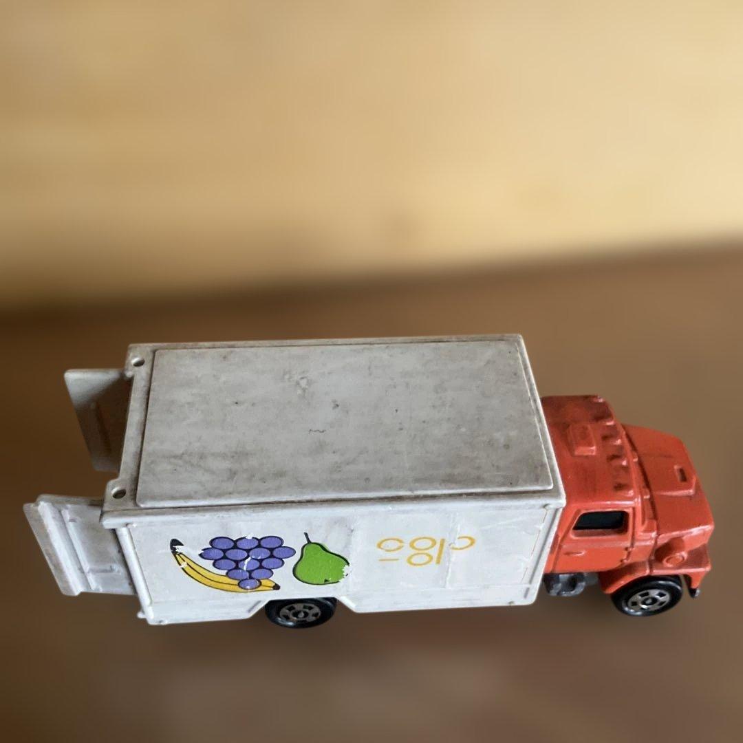 トミカ ミニカー トラック 果物デザイン、日本製
