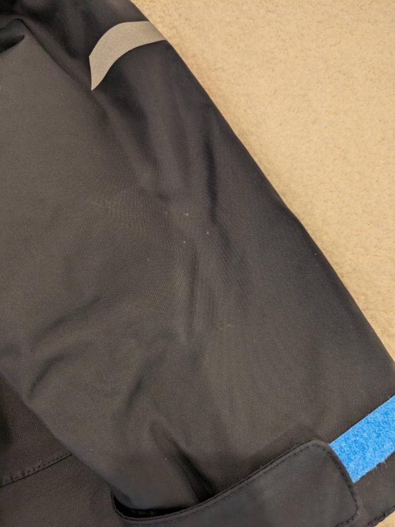【美品】Helly Hansen キッズ スノースーツ／スキーつなぎ 98cm
