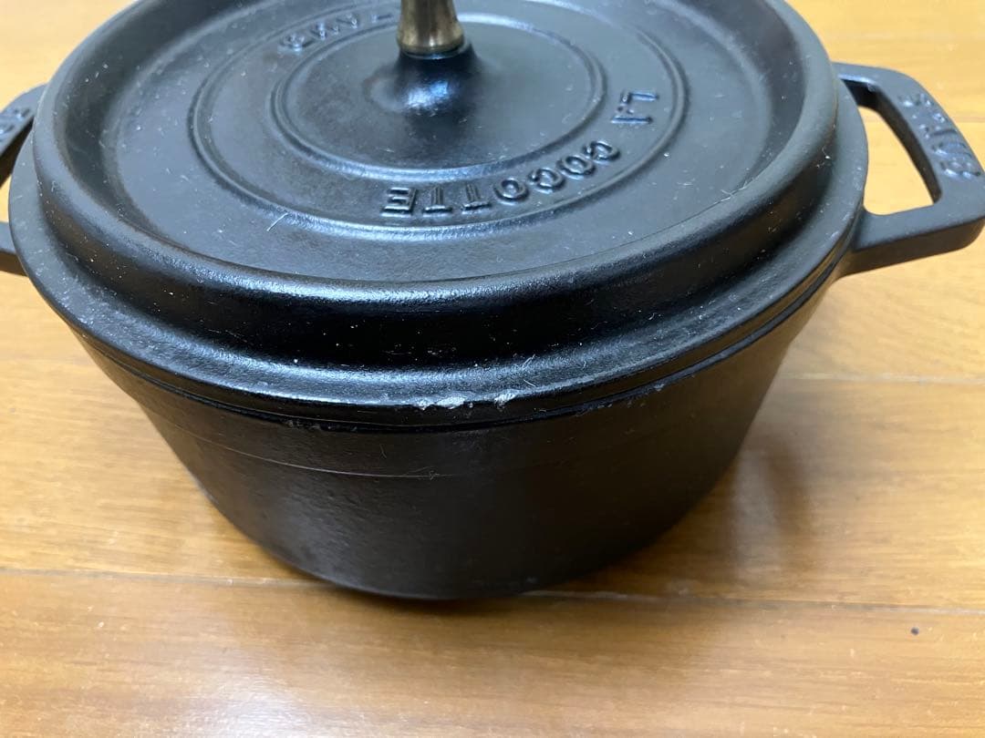 ストウブ  ココット　ラウンド　18cm 黒