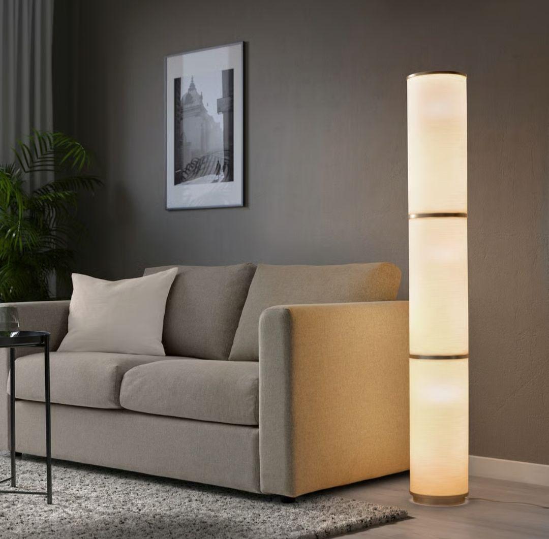 IKEA Vidja フロアランプ 　電球付き【送料無料】