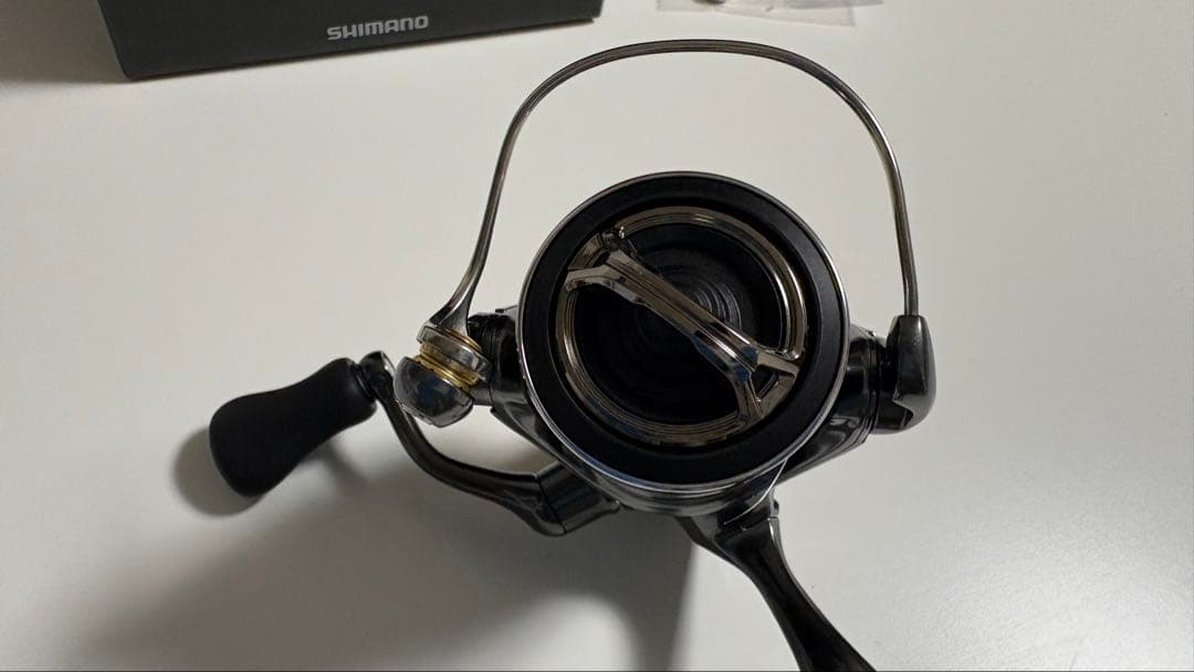 （作間大介）【美品】シマノ24ツインパワーC2000S カスタム有