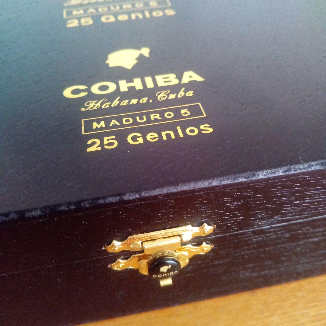 【葉巻空箱】ビックサイズ•COHIBA MADURO 5