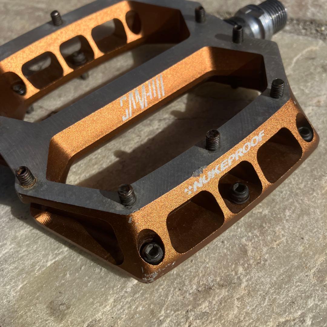 NUKEPROOF フラットペダル ブロンズカラー　SAMHILL MTB